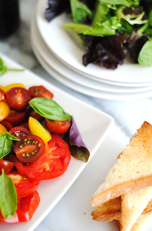 tomatoes, greens, toasts