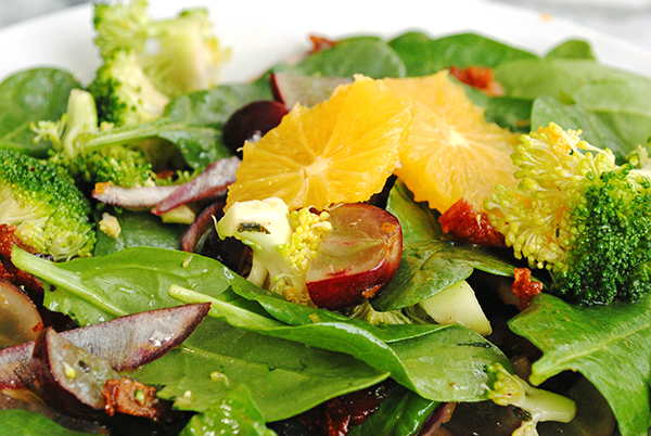 spinach salad with orange balsamic dressing