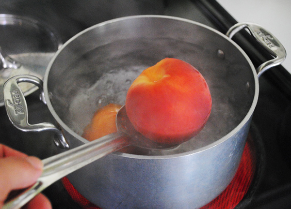 blanching peaches to peel