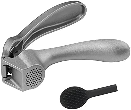 silver no rust garlic press with cleaning tool 